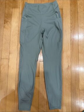 H&M Move Leggings in Sage Green